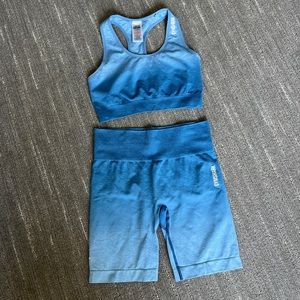 Gymshark Adapt Blue Ombré Medium Matching Set